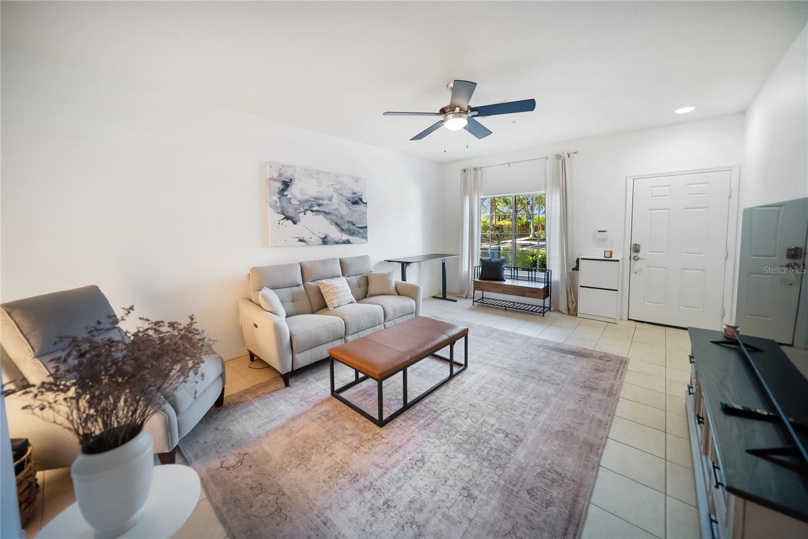 Image 10 of 43 For 13084 Tigers Eye Drive