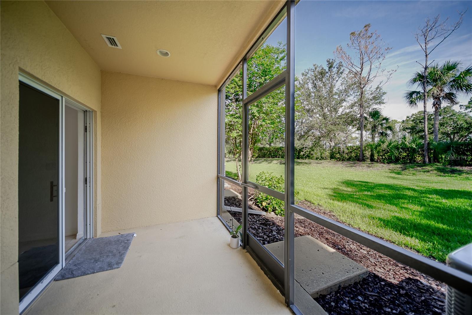 Image 30 of 43 For 13084 Tigers Eye Drive