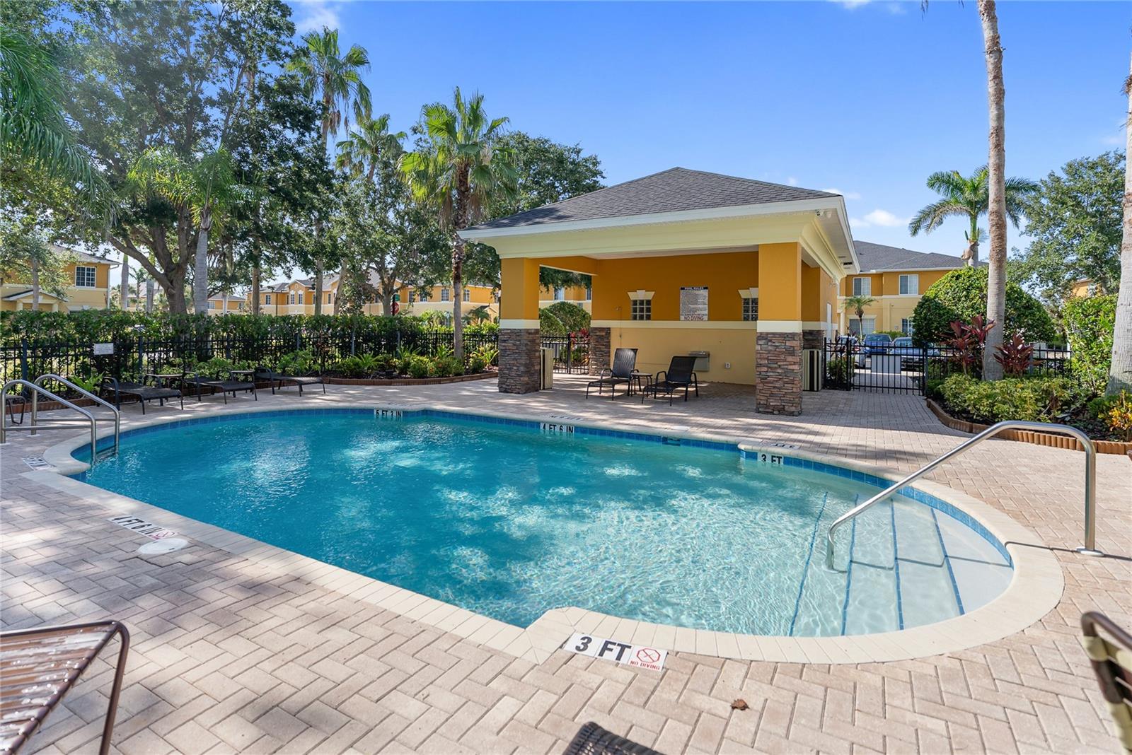 Image 36 of 43 For 13084 Tigers Eye Drive