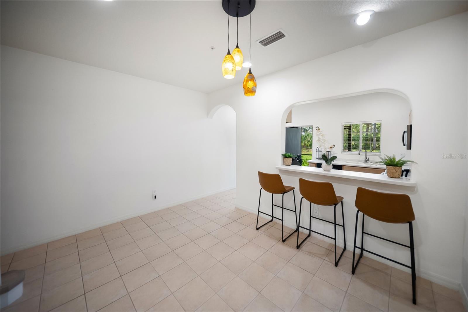 Image 8 of 43 For 13084 Tigers Eye Drive