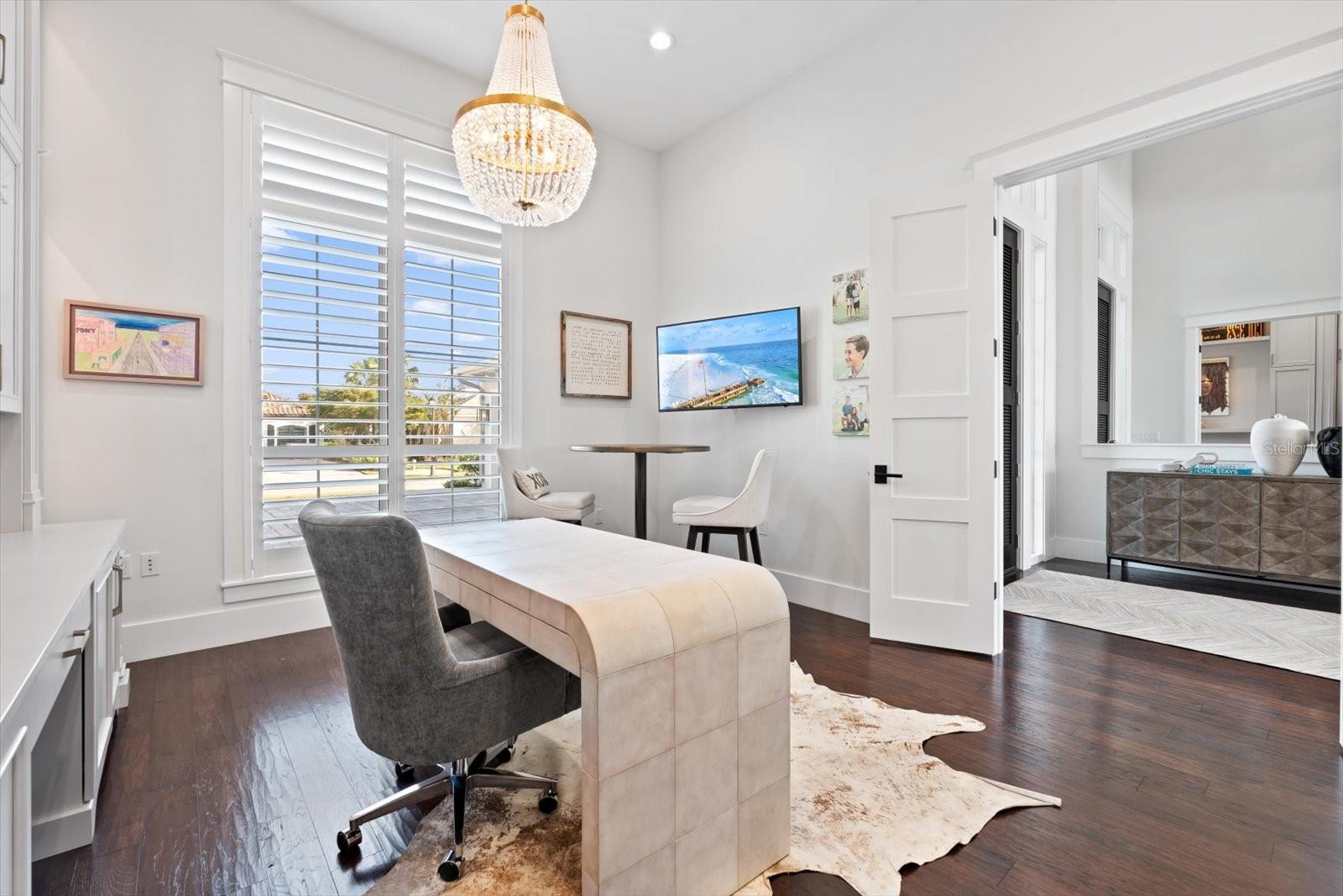 Image 14 of 98 For 676 Regatta Way