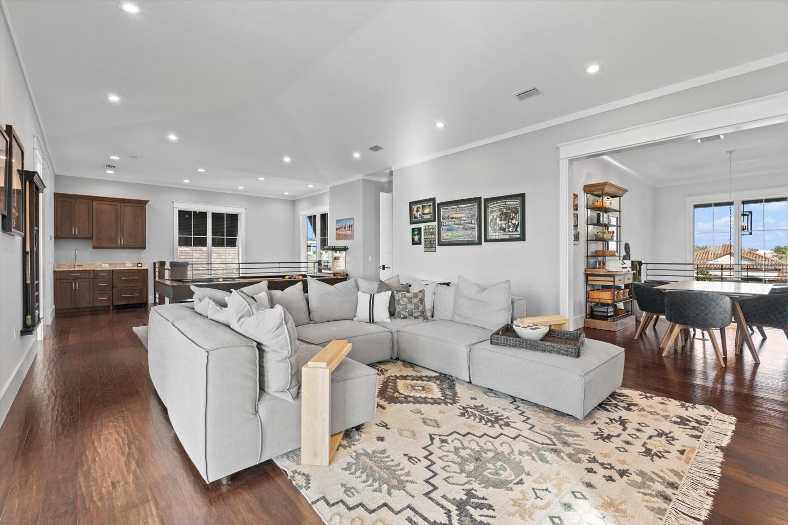 Image 30 of 98 For 676 Regatta Way