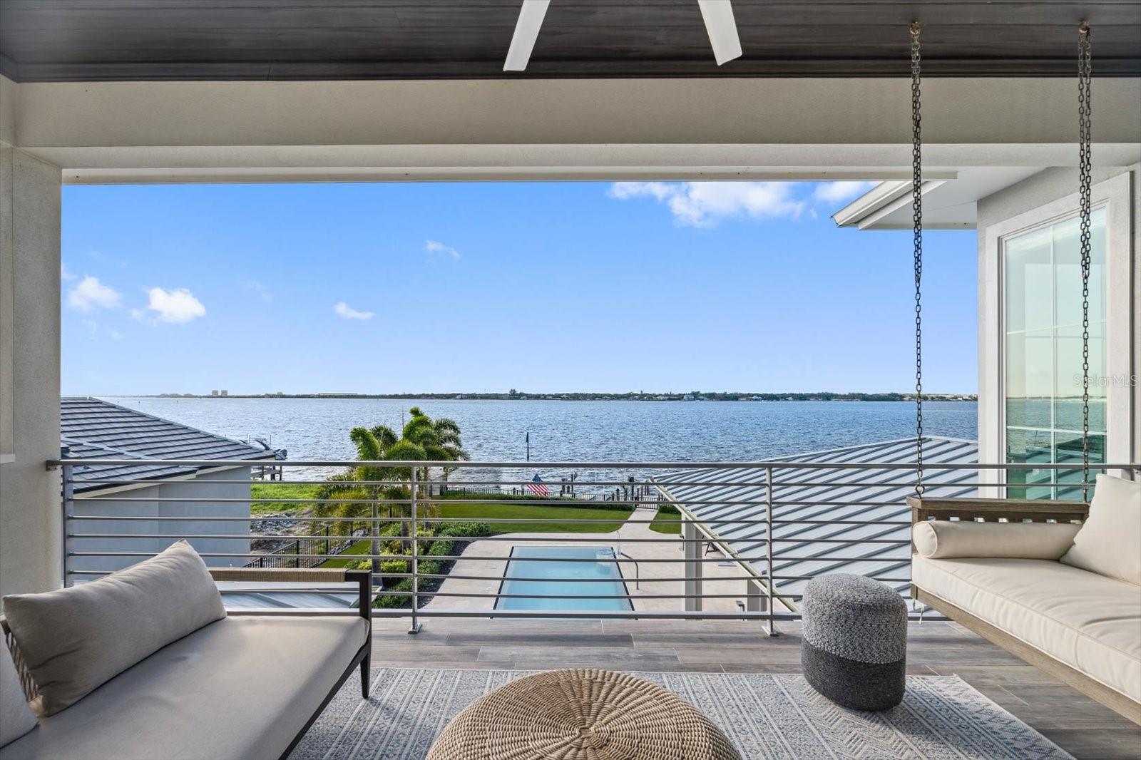 Image 33 of 98 For 676 Regatta Way