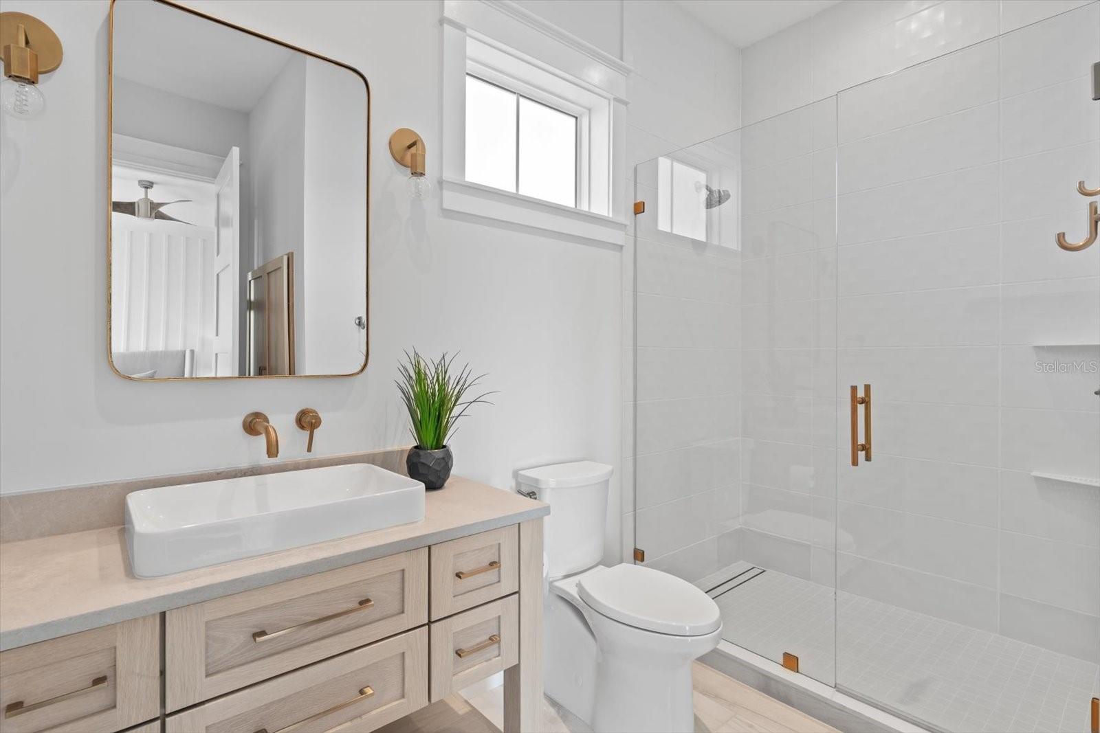 Image 45 of 98 For 676 Regatta Way