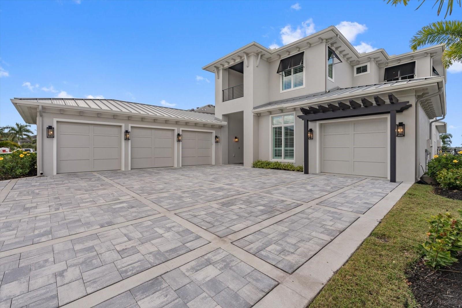 Image 6 of 98 For 676 Regatta Way
