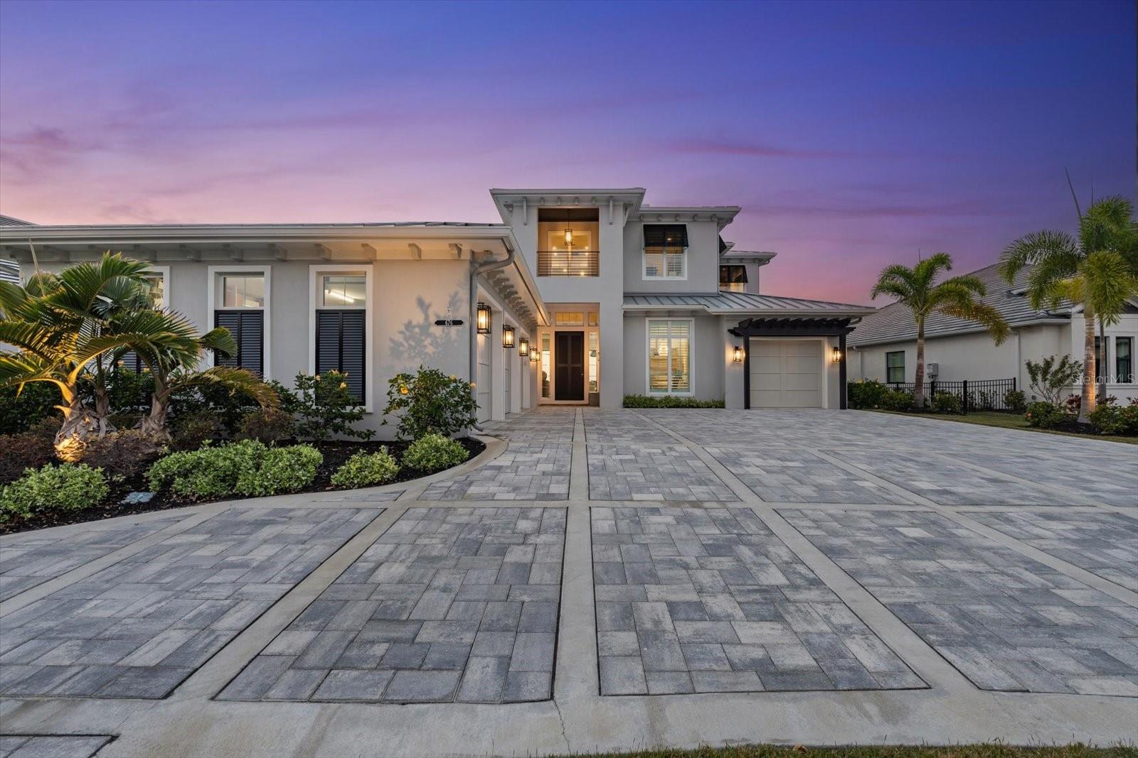 Image 7 of 98 For 676 Regatta Way