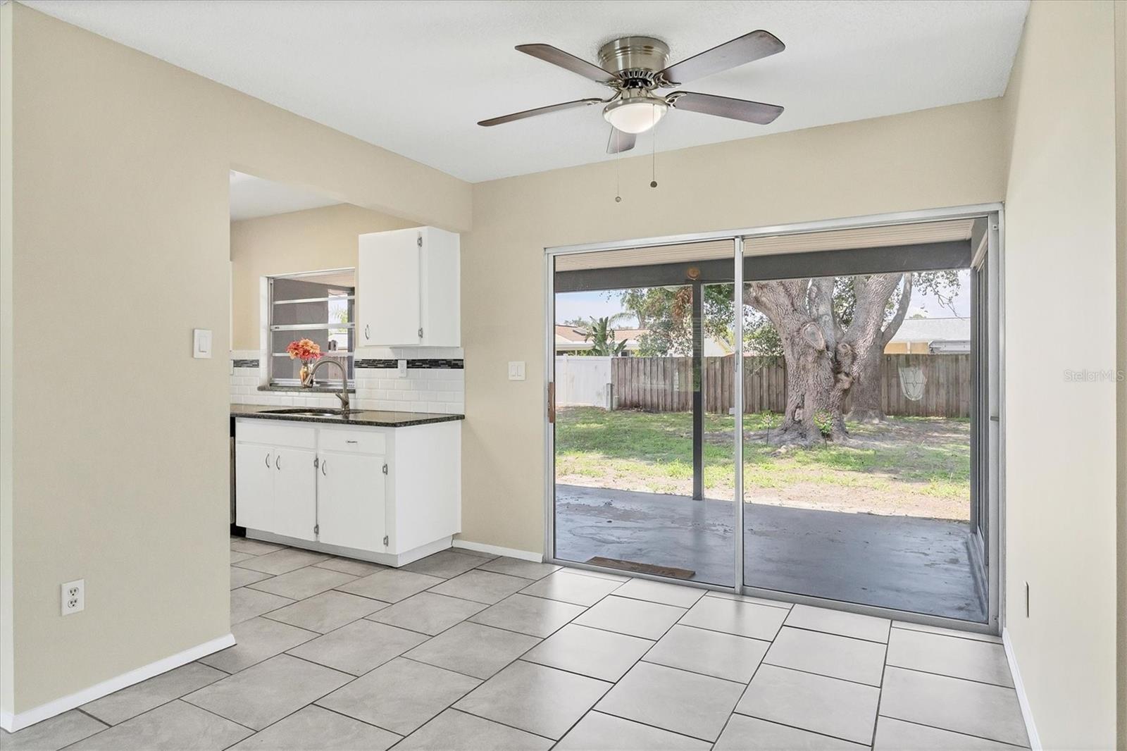 Image 15 of 30 For 8258 San Jacinto Avenue
