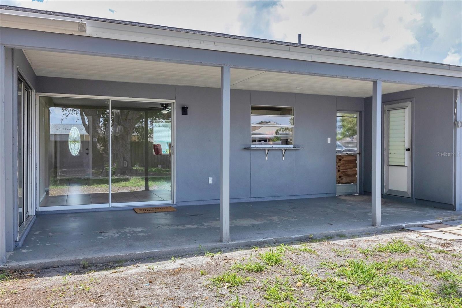 Image 23 of 30 For 8258 San Jacinto Avenue
