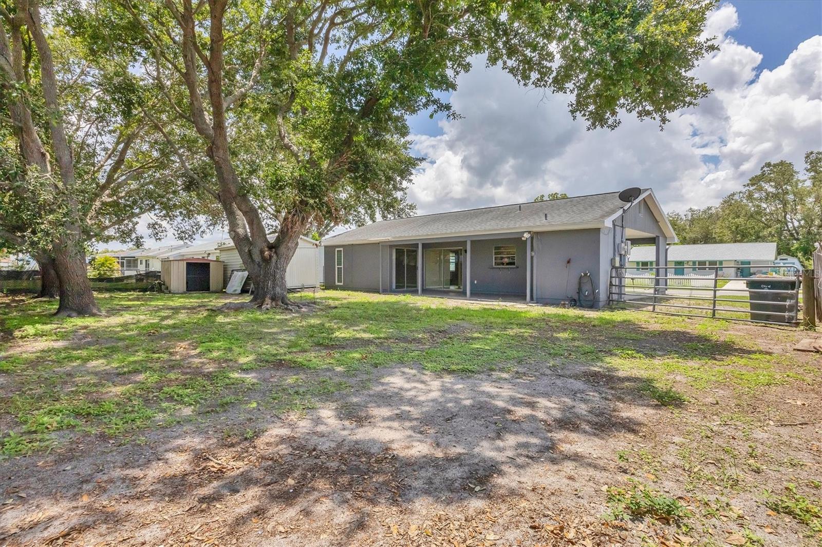 Image 28 of 30 For 8258 San Jacinto Avenue