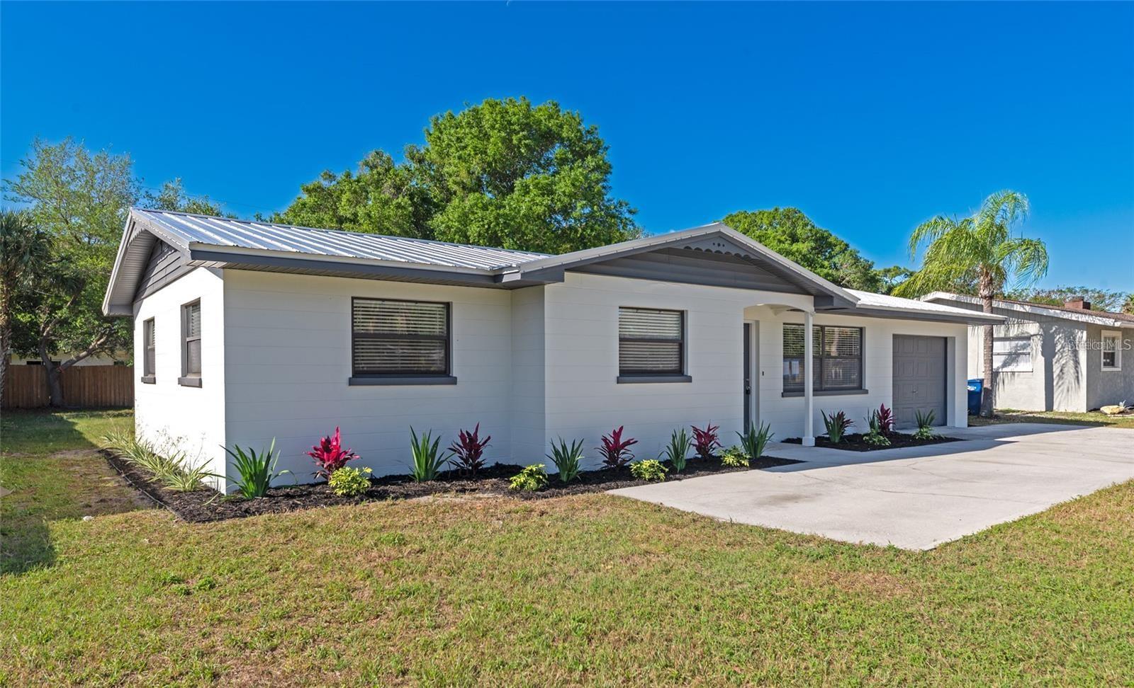 Image 2 of 27 For 4505 18th Avenue W