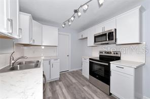 Image 4 of 27 For 4505 18th Avenue W