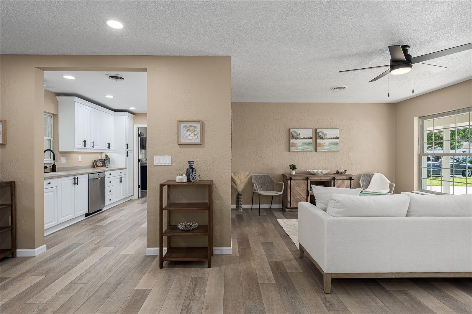 Image 12 of 36 For 616 59th Street Nw