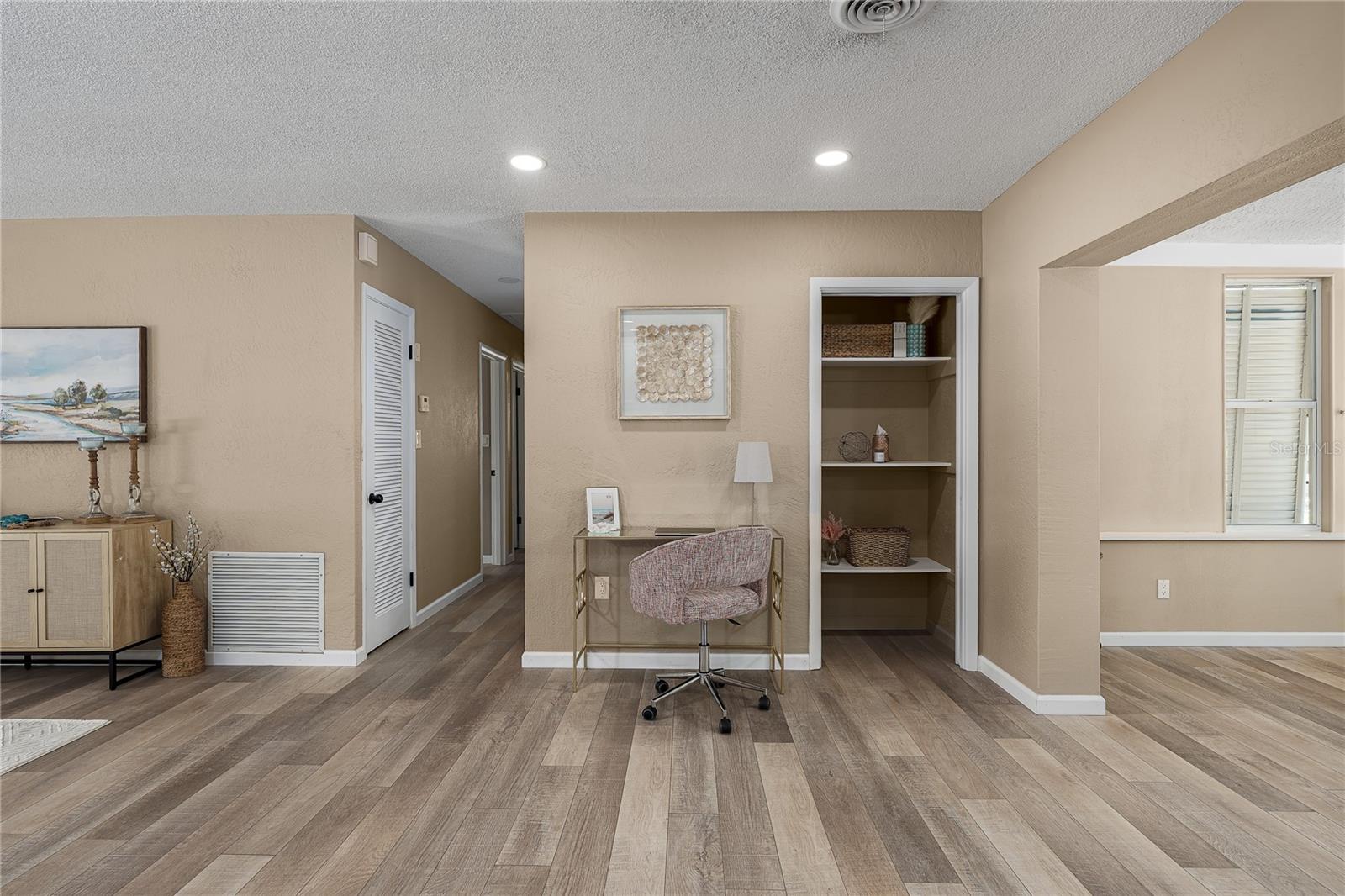 Image 13 of 36 For 616 59th Street Nw