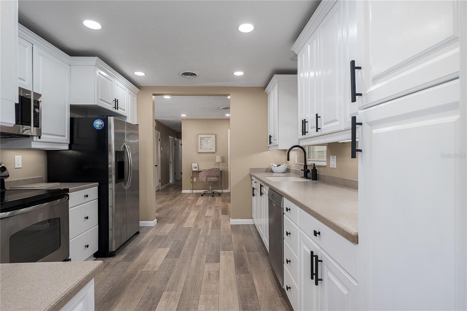 Image 16 of 36 For 616 59th Street Nw