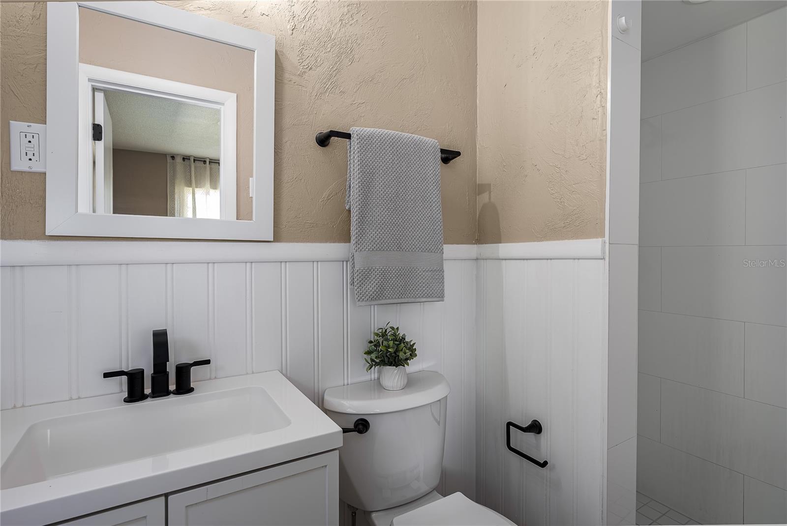 Image 21 of 36 For 616 59th Street Nw