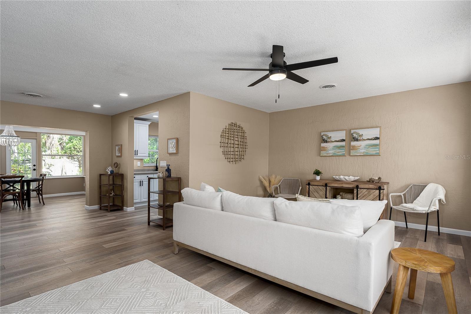 Image 9 of 36 For 616 59th Street Nw