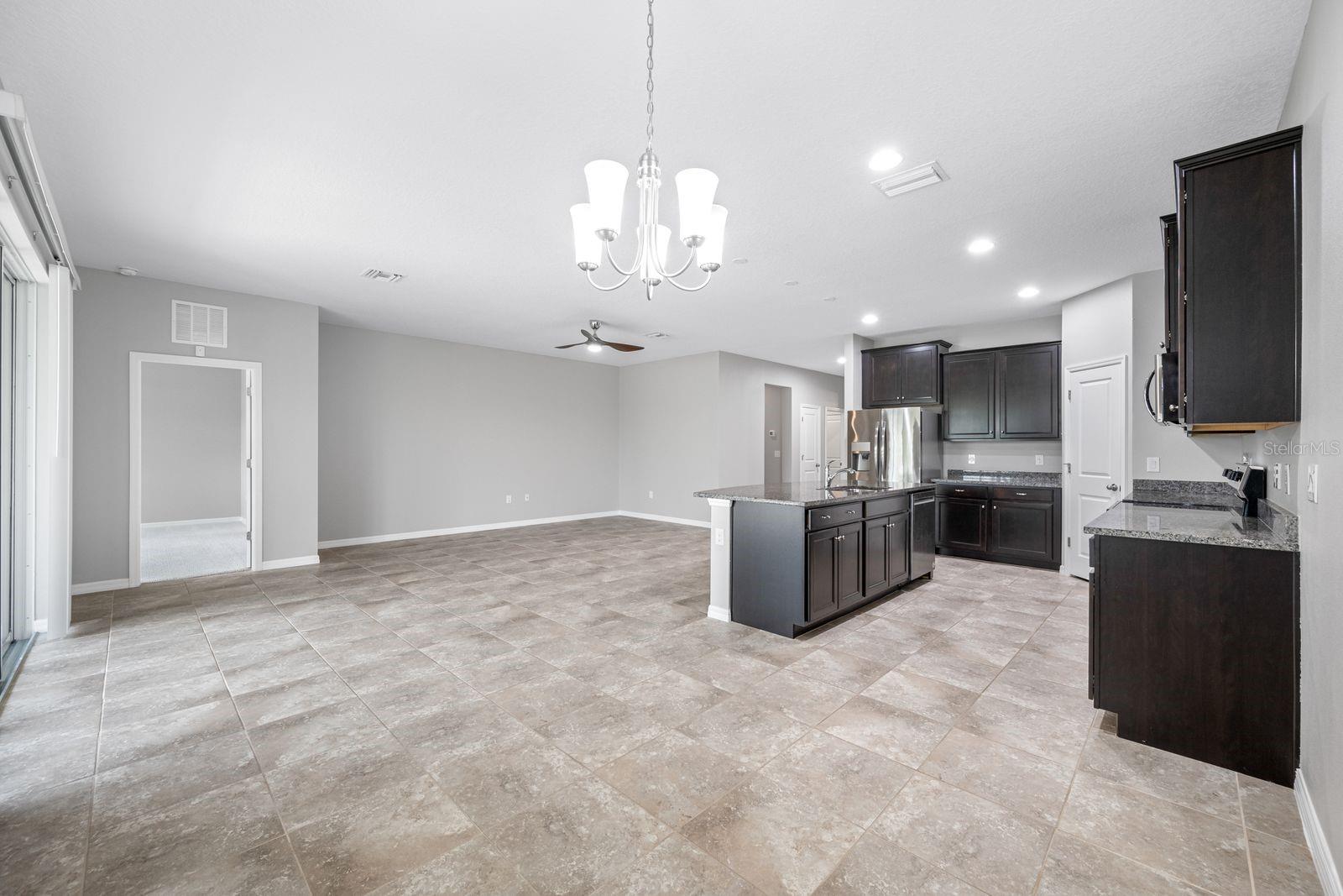 Image 20 of 61 For 6550 Devesta Loop