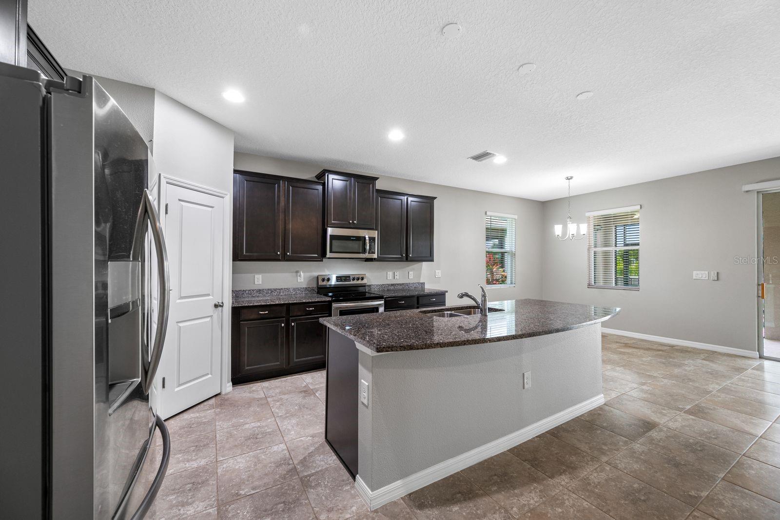 Image 27 of 61 For 6550 Devesta Loop