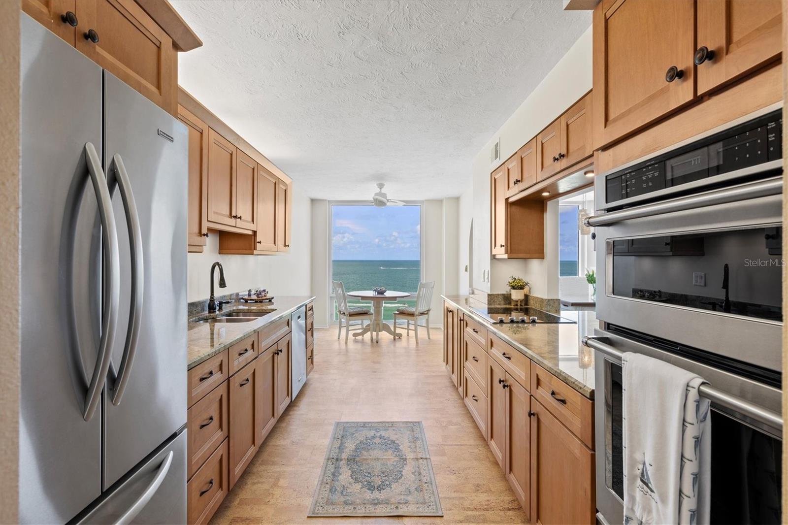 Image 5 of 99 For 2425 Gulf Of Mexico Drive 10f
