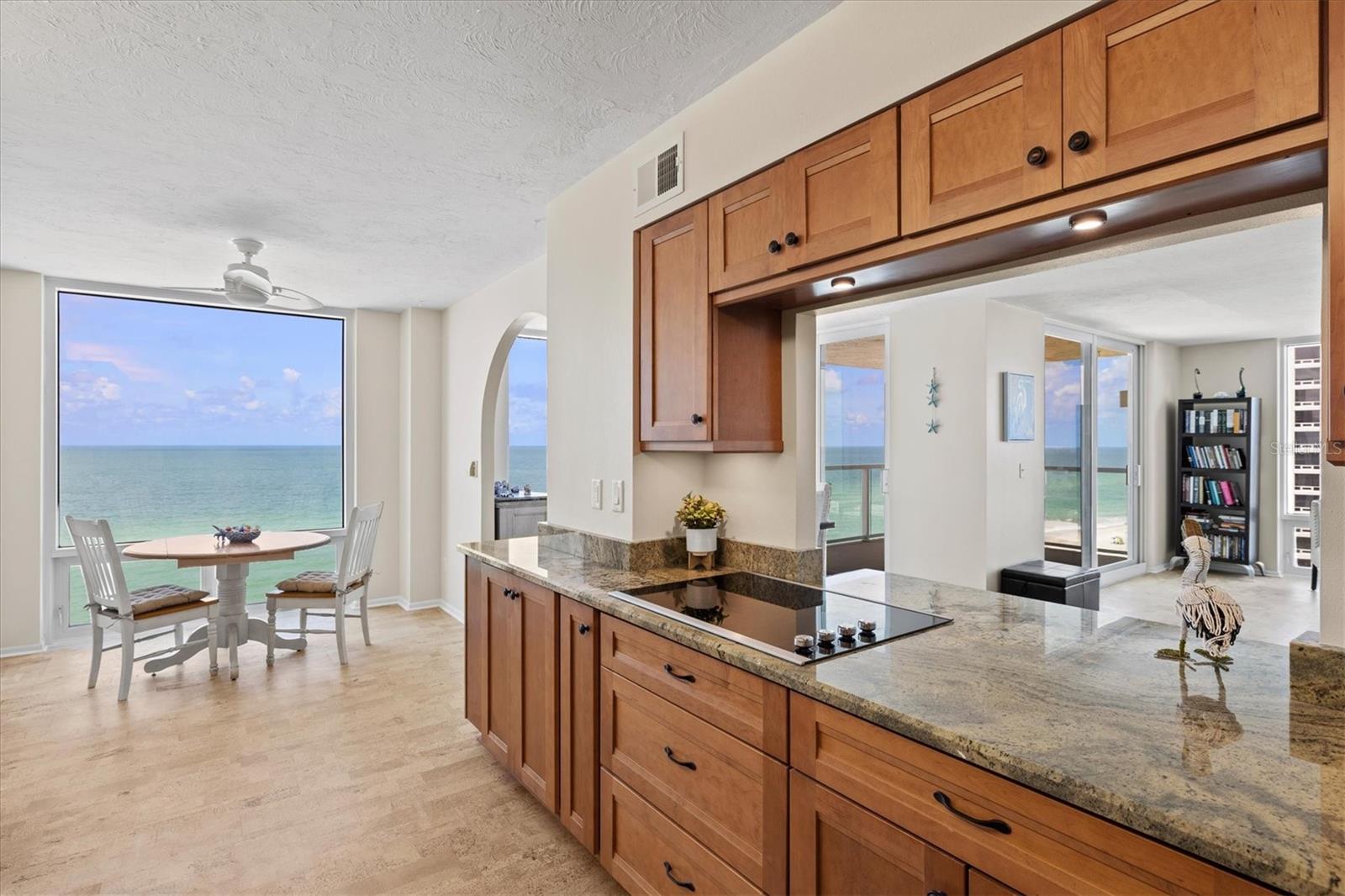 Image 7 of 99 For 2425 Gulf Of Mexico Drive 10f