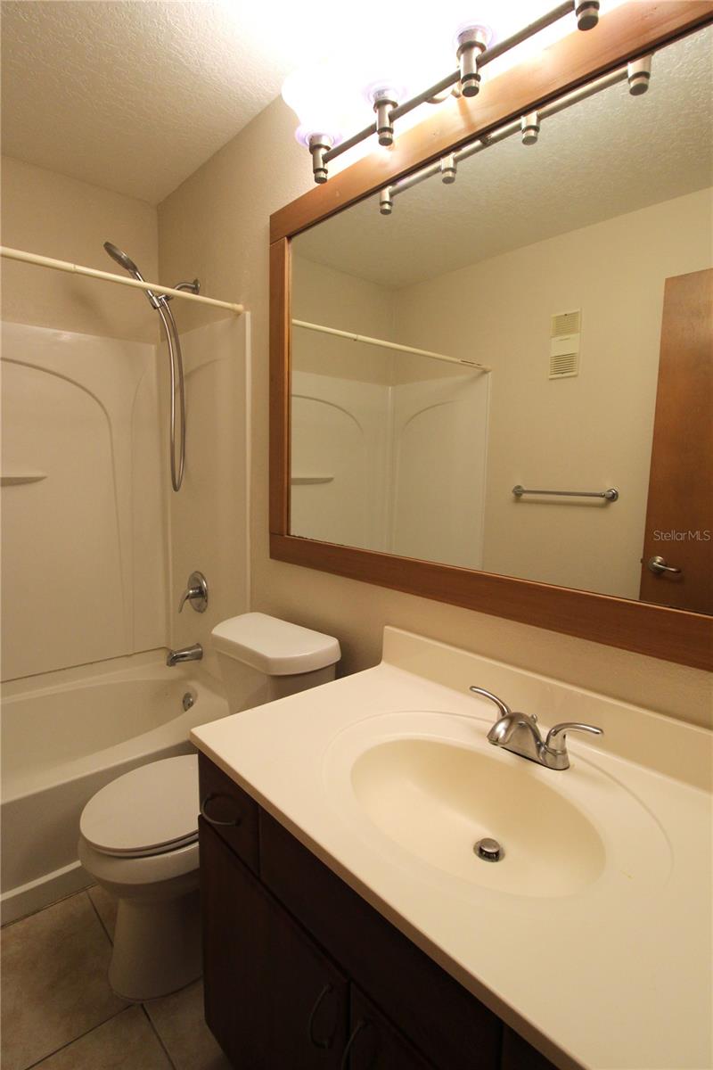 Image 13 of 26 For 4917 25th Street W 102