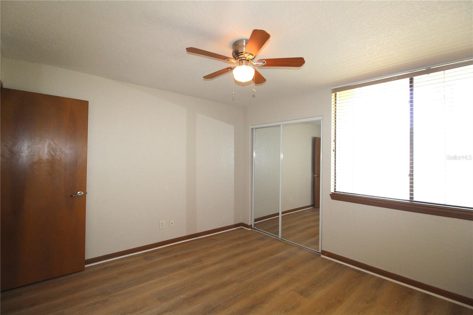 Image 15 of 26 For 4917 25th Street W 102