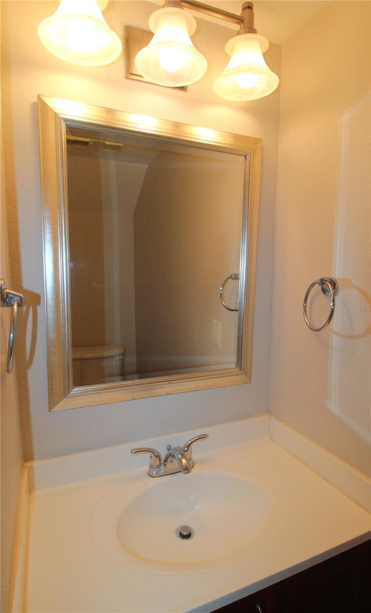 Image 18 of 26 For 4917 25th Street W 102