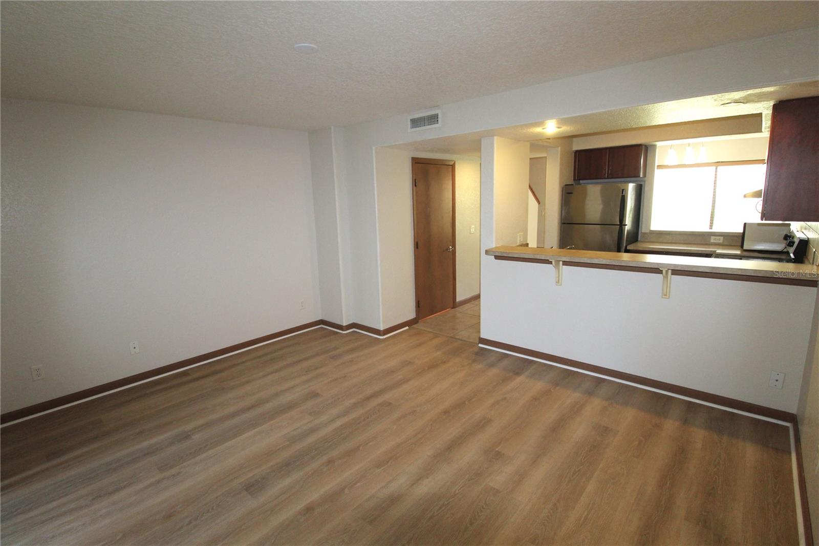 Image 9 of 26 For 4917 25th Street W 102