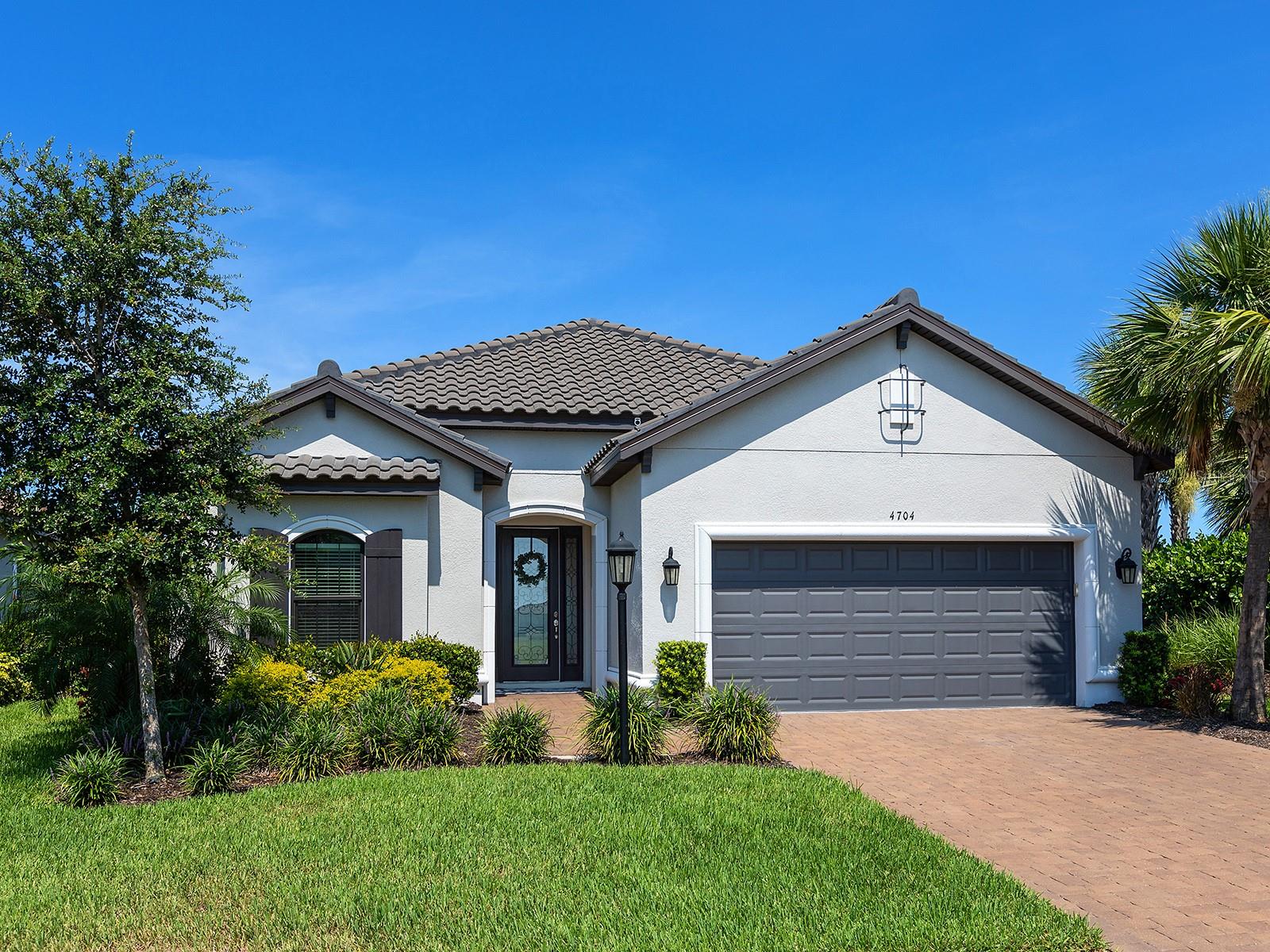 Image 12 of 84 For 4704 Sarca Court