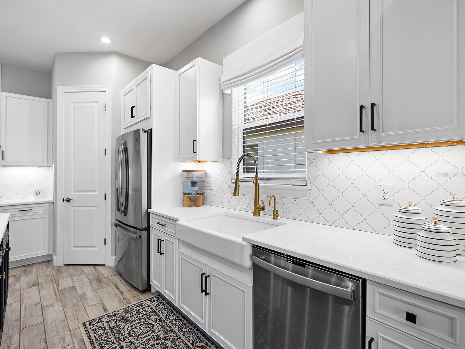 Image 23 of 84 For 4704 Sarca Court