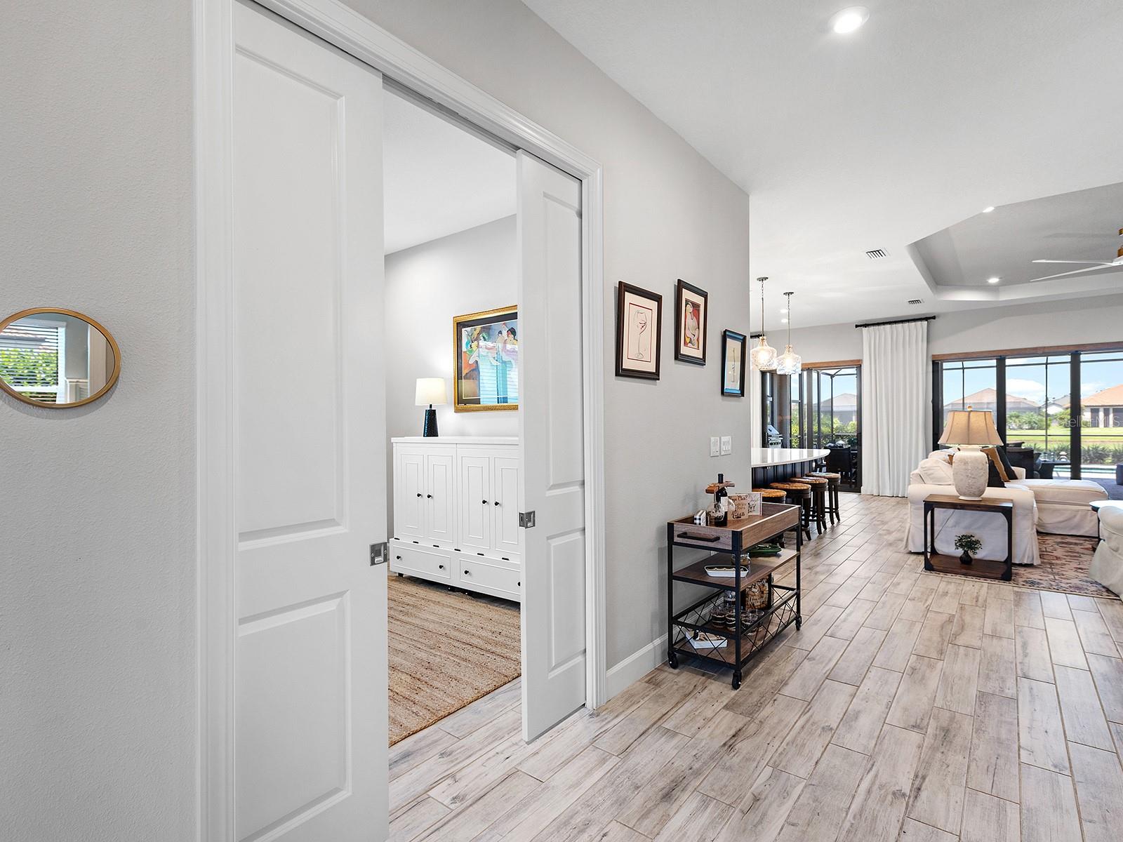 Image 31 of 84 For 4704 Sarca Court