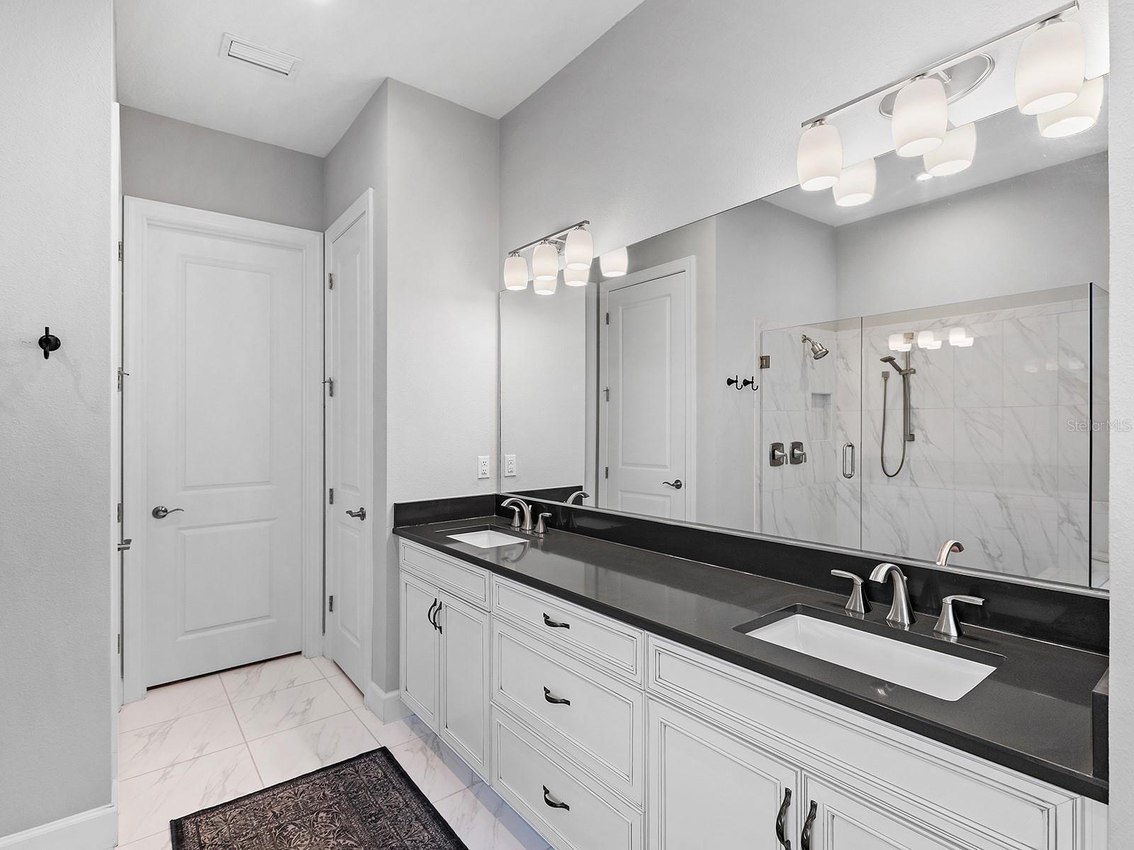 Image 36 of 84 For 4704 Sarca Court