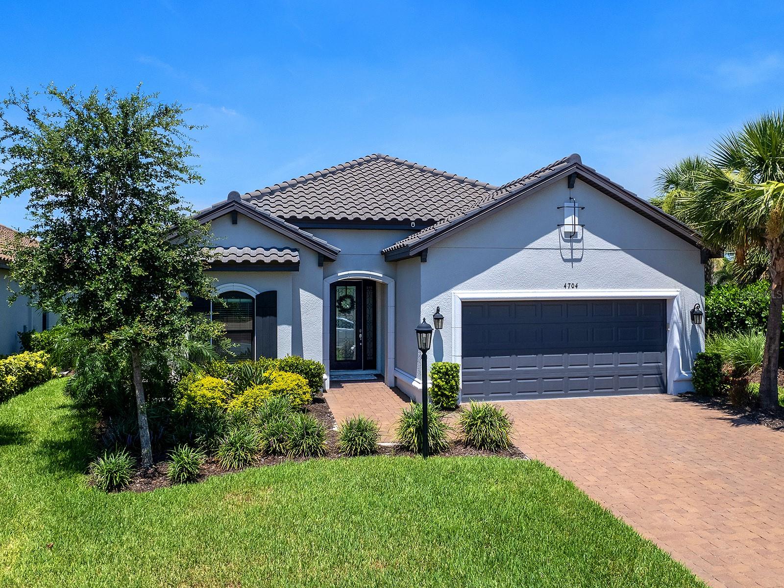 Image 64 of 84 For 4704 Sarca Court