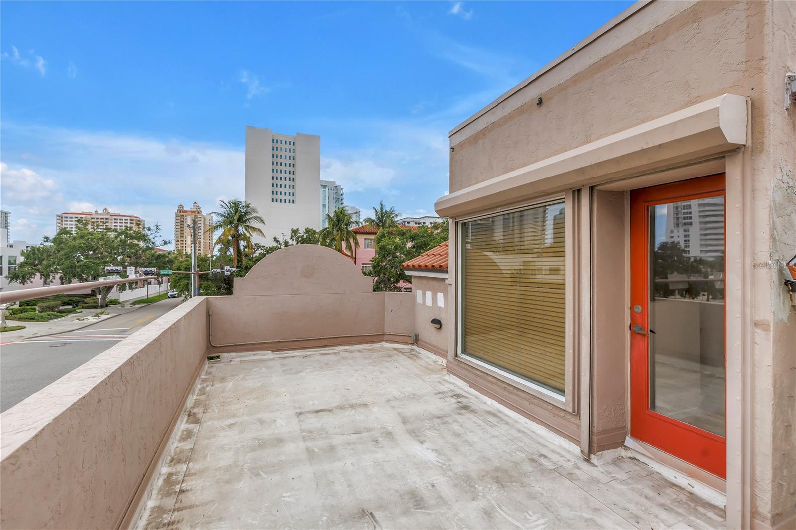 Image 43 of 49 For 200 Cocoanut Avenue 1