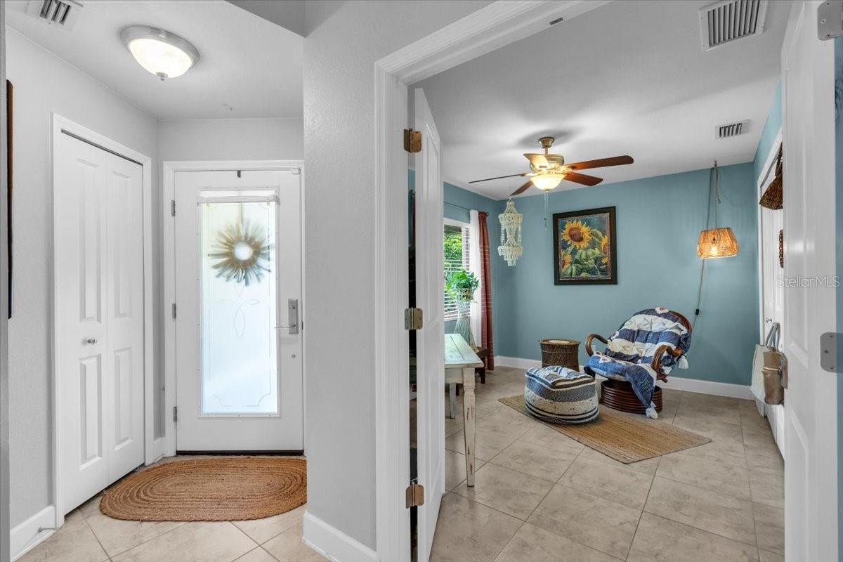 Image 3 of 27 For 529 Sunset Road N