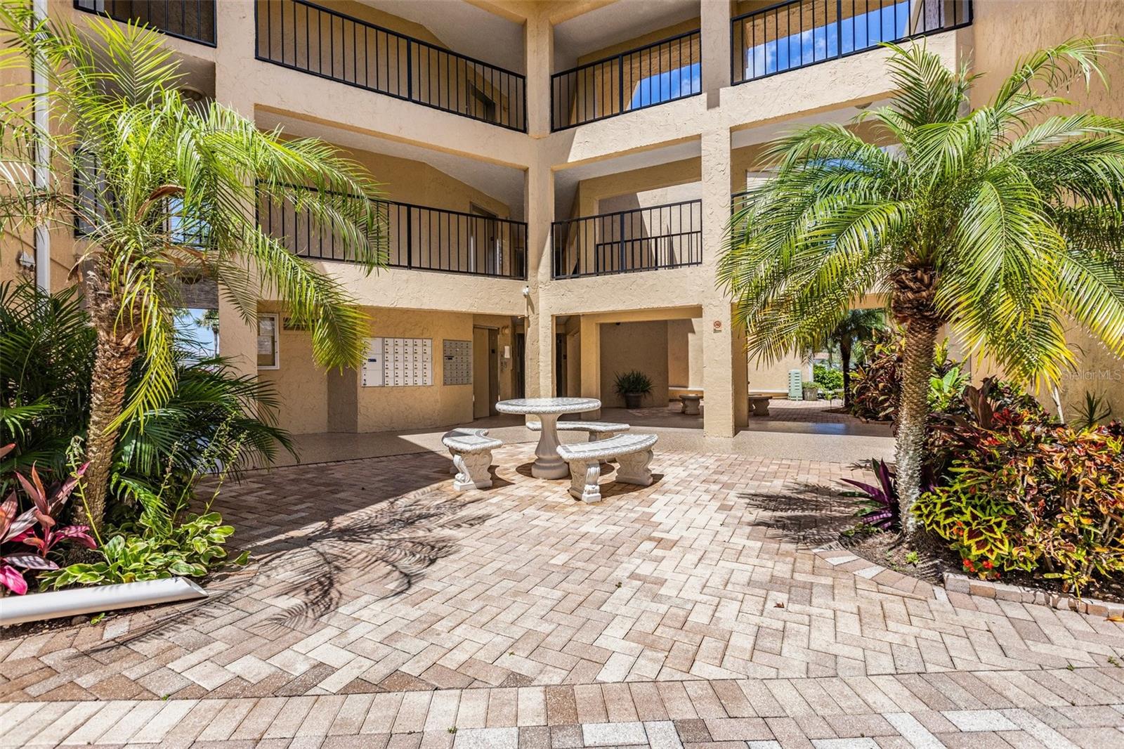 Image 26 of 45 For 618 Bird Bay Drive S 113