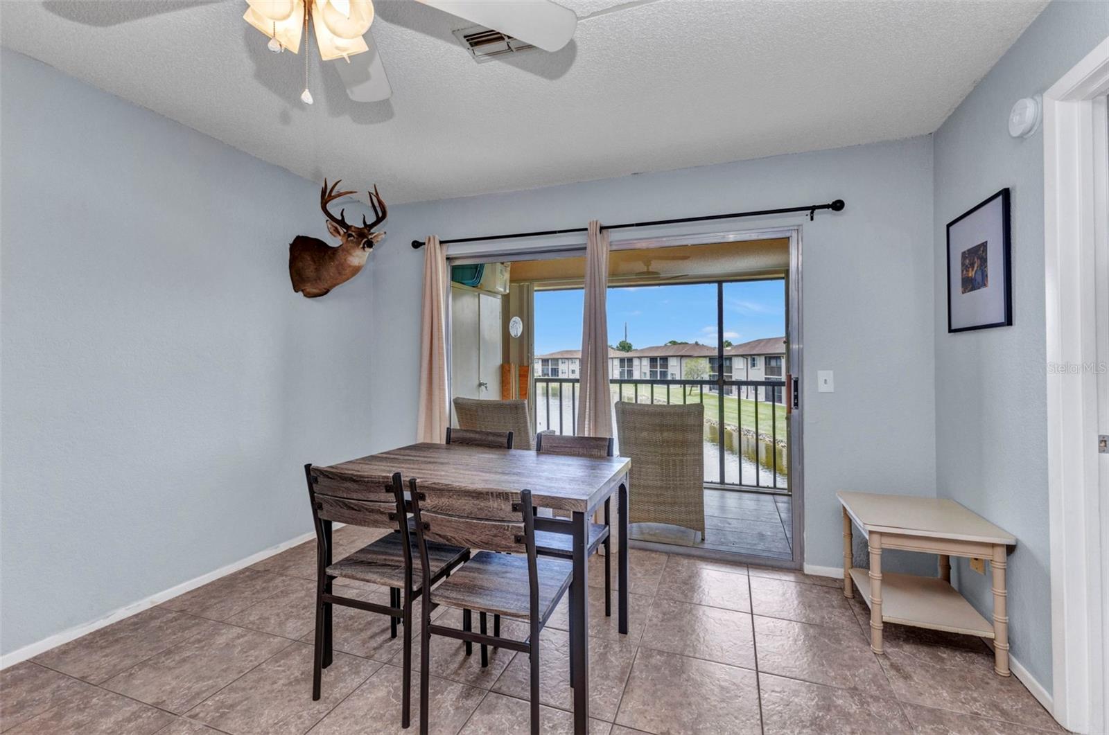 Image 13 of 49 For 25100 Sandhill Boulevard V202