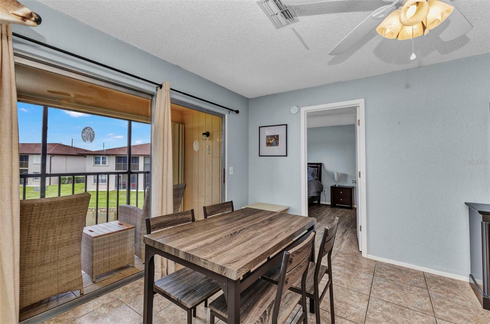 Image 14 of 49 For 25100 Sandhill Boulevard V202