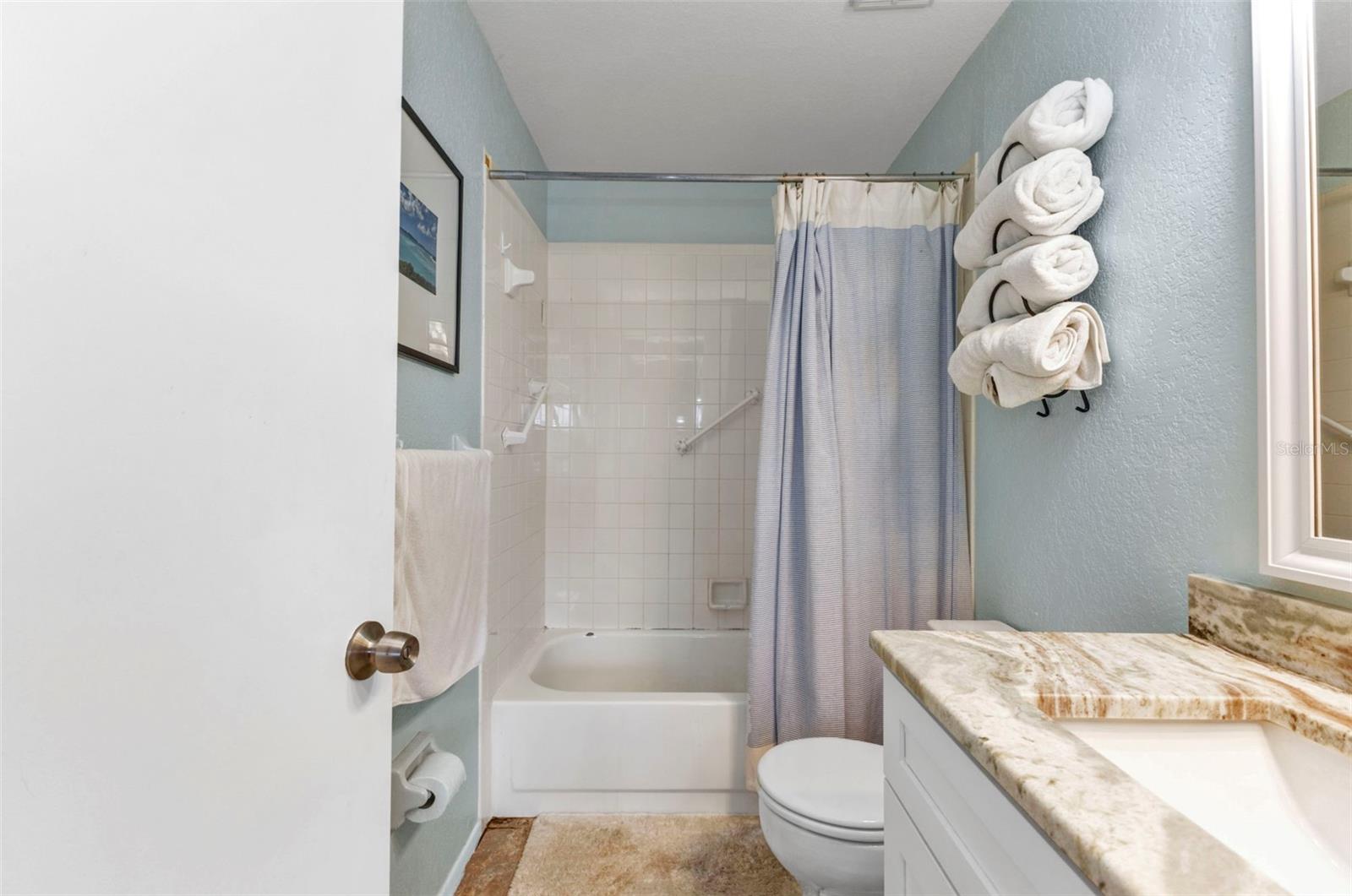 Image 23 of 49 For 25100 Sandhill Boulevard V202