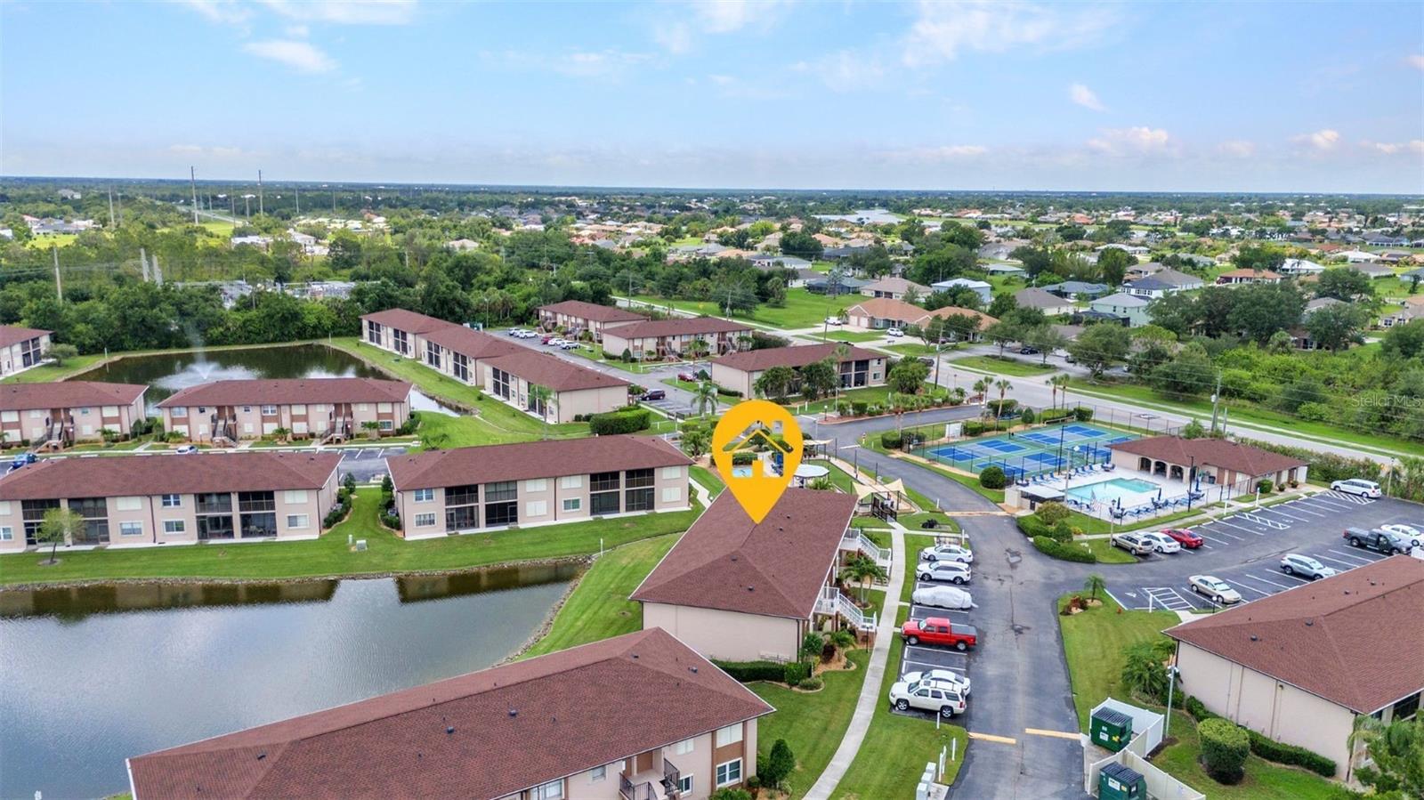 Image 27 of 49 For 25100 Sandhill Boulevard V202