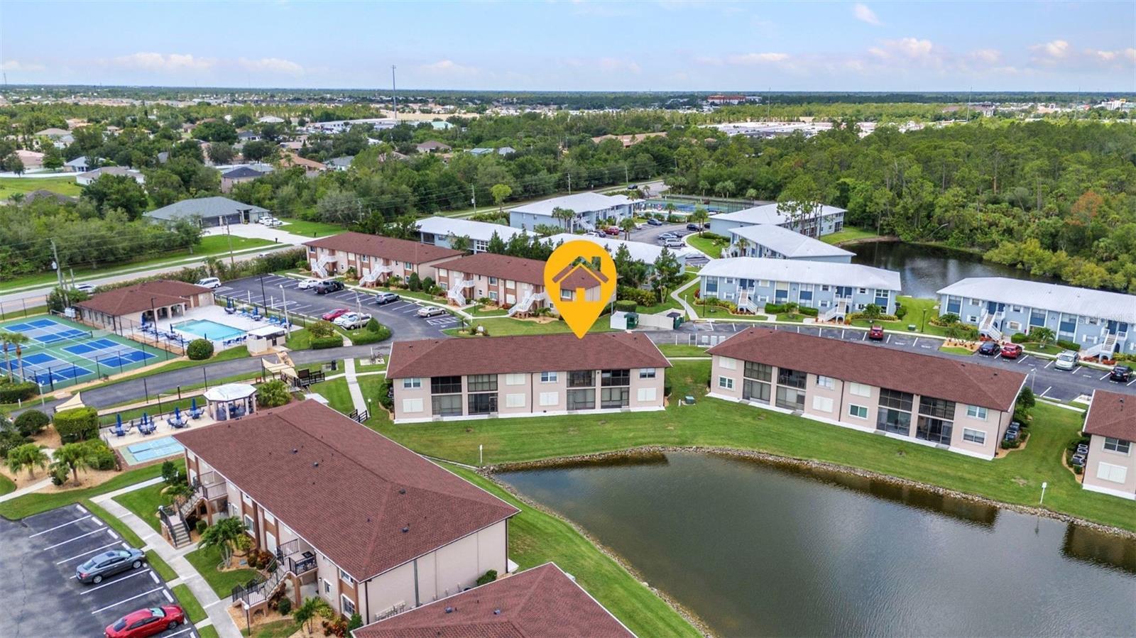 Image 28 of 49 For 25100 Sandhill Boulevard V202
