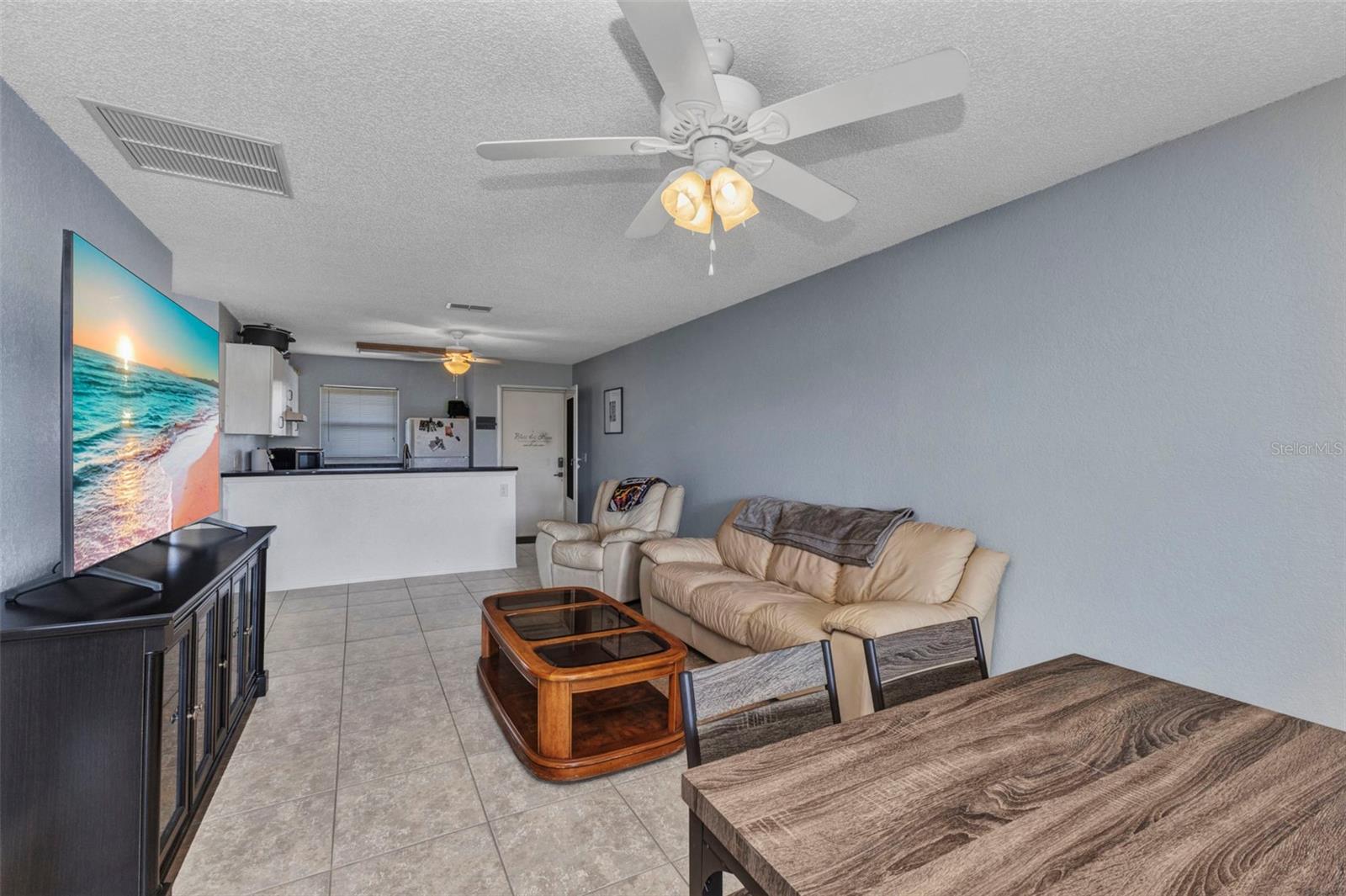 Image 7 of 49 For 25100 Sandhill Boulevard V202