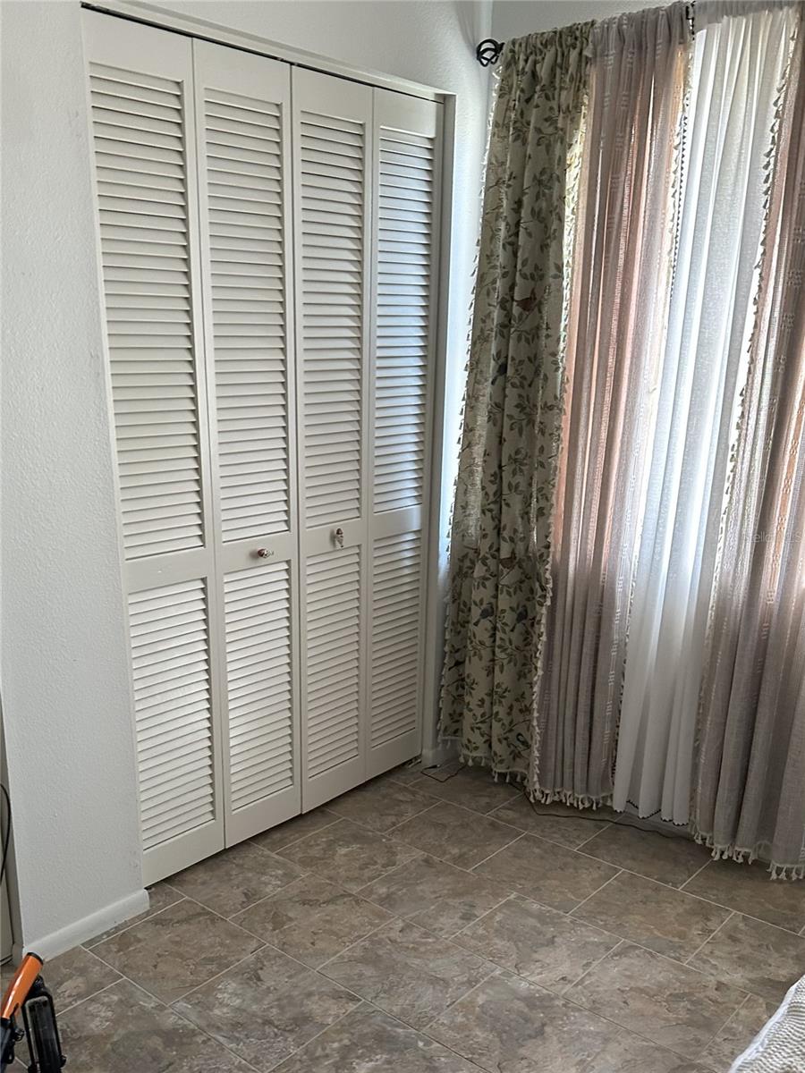 Image 14 of 17 For 6132 29th Avenue W