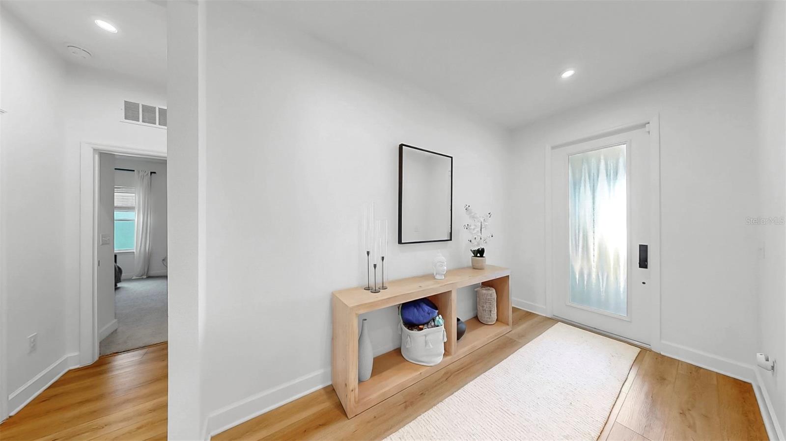 Image 4 of 49 For 6120 115th Avenue E