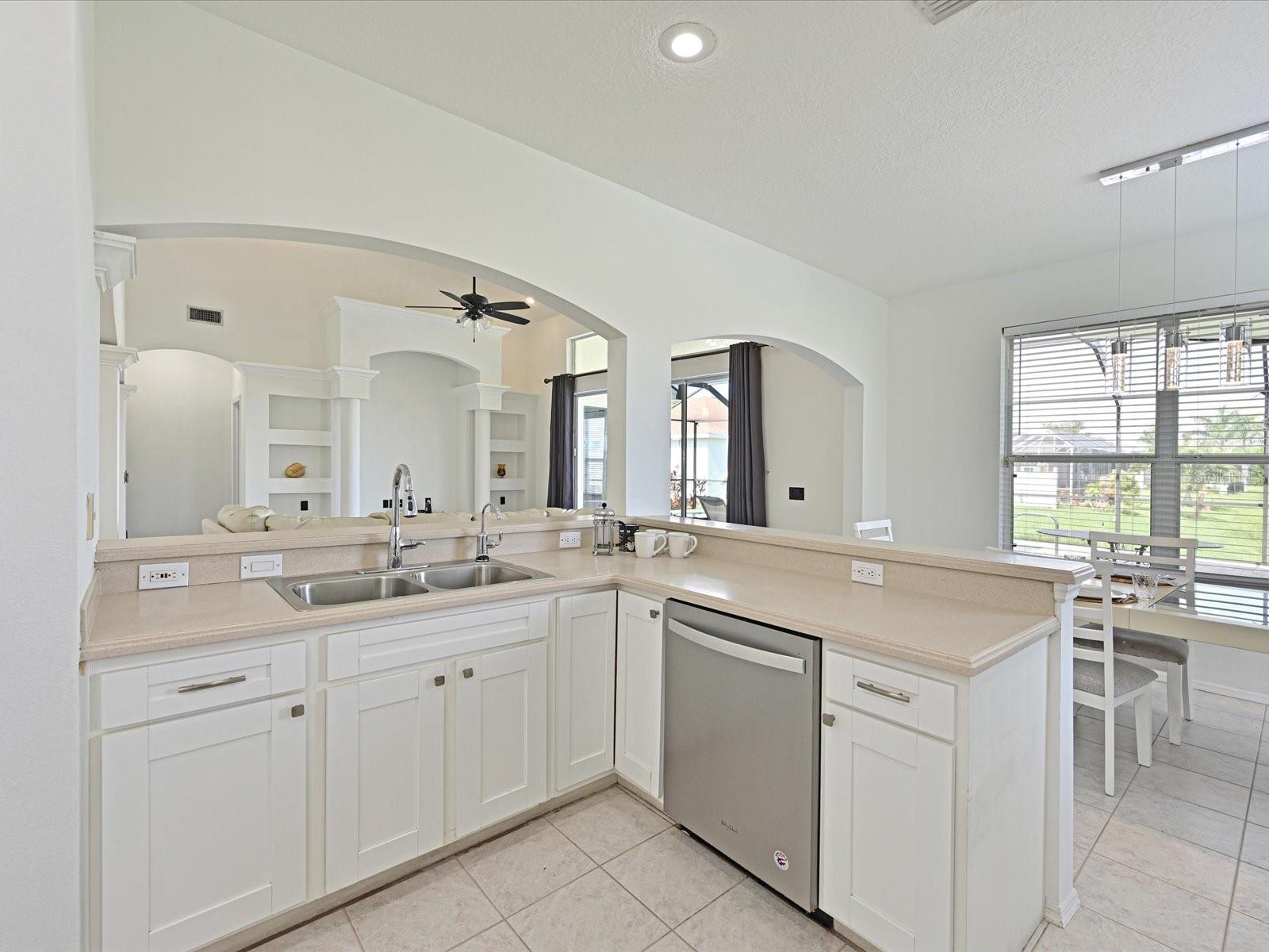 Image 18 of 39 For 5184 51st Lane W