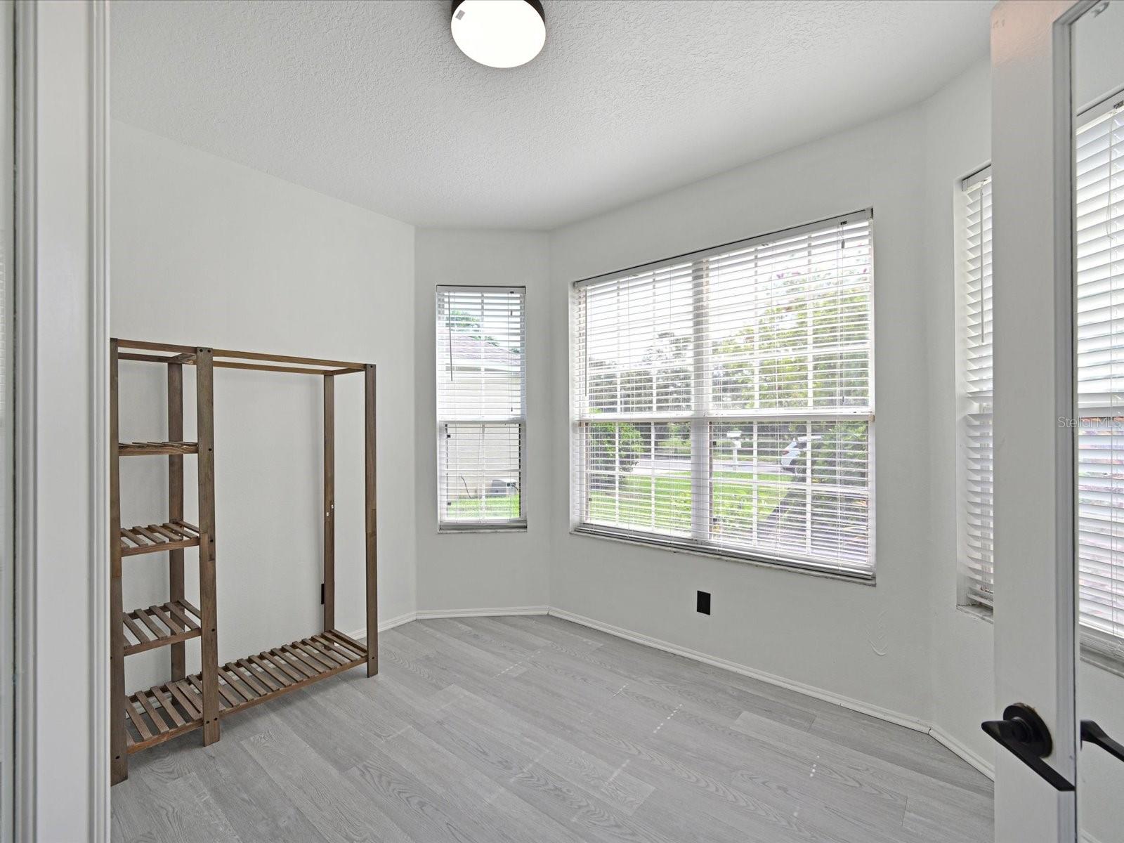 Image 8 of 39 For 5184 51st Lane W