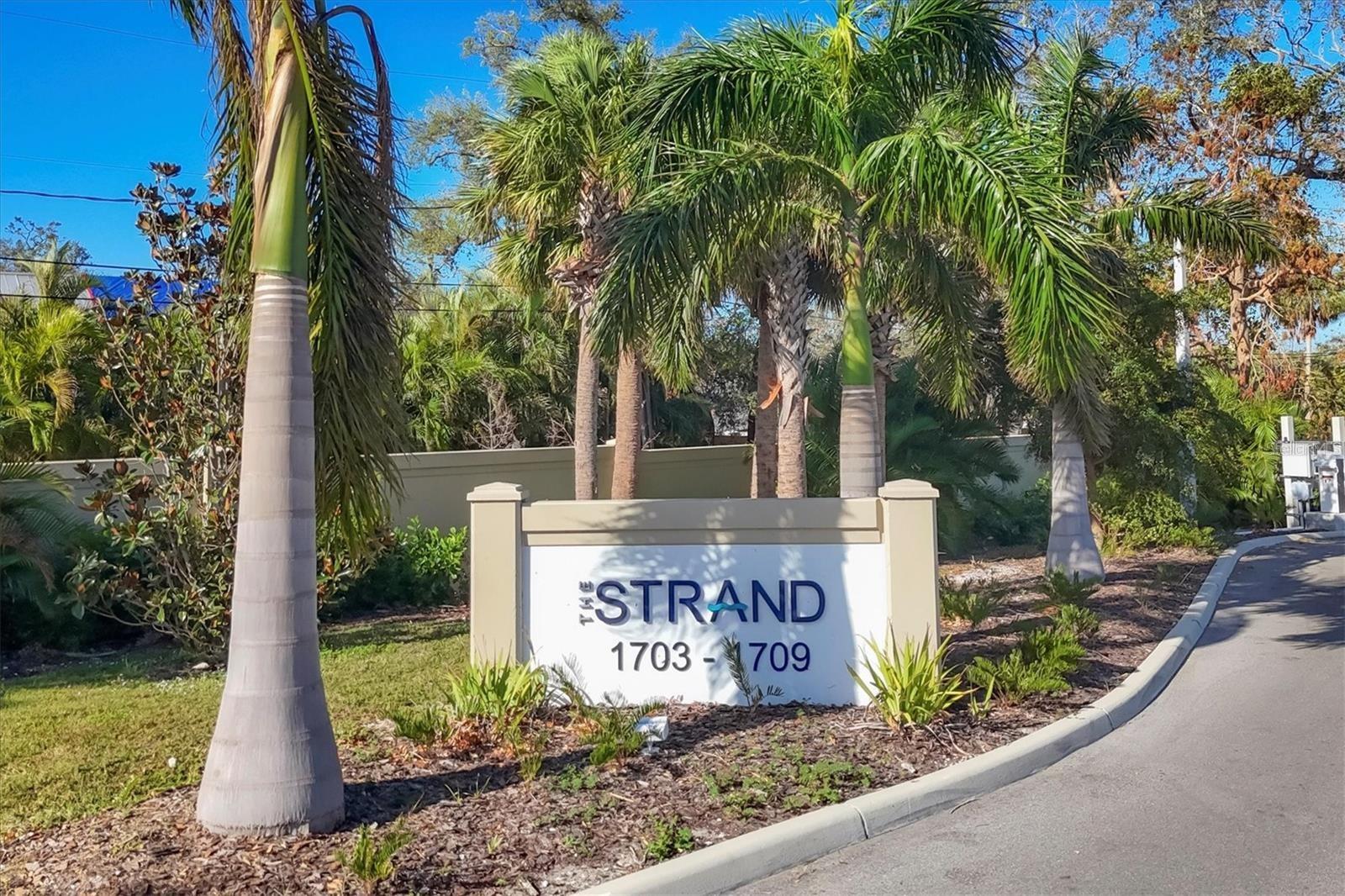 Image 29 of 31 For 1709 N Tamiami Trail  Ph 514