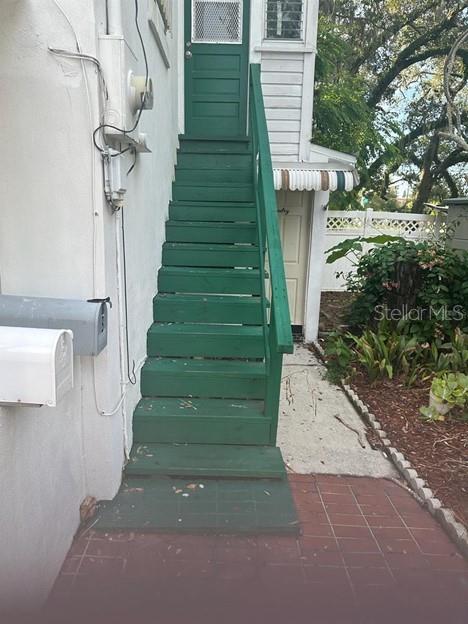 Image 2 of 11 For 1706 4th Avenue E B