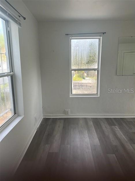 Image 4 of 11 For 1706 4th Avenue E B