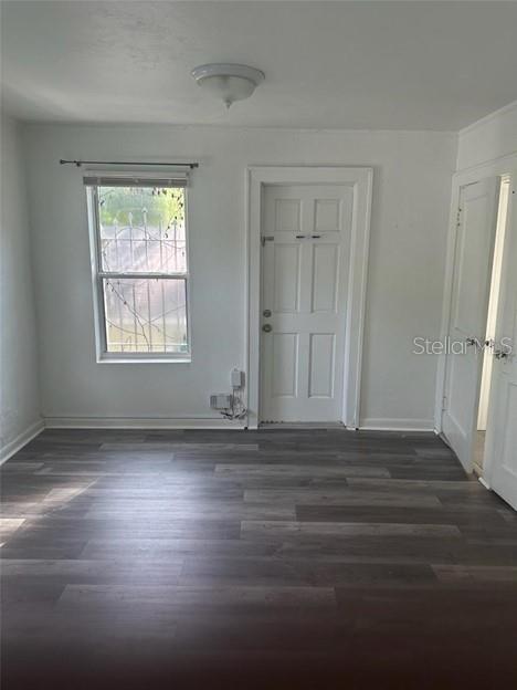 Image 6 of 11 For 1706 4th Avenue E B